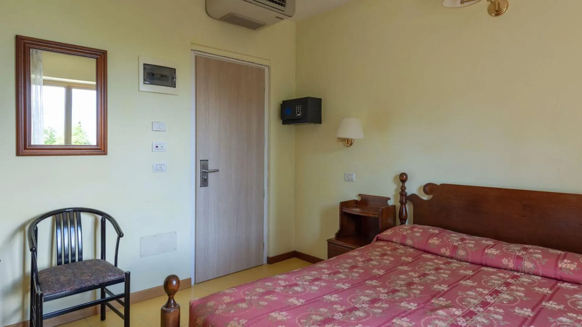 Centro Vacanze La Limonaia Limone sul Garda Hotel